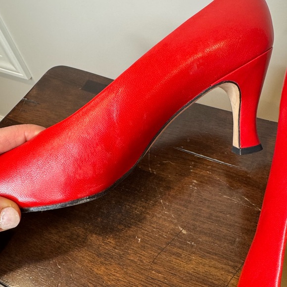 Vintage Evan Picone Cherry Red Leather Kitten Heels Size 11 - Picture 3 of 12